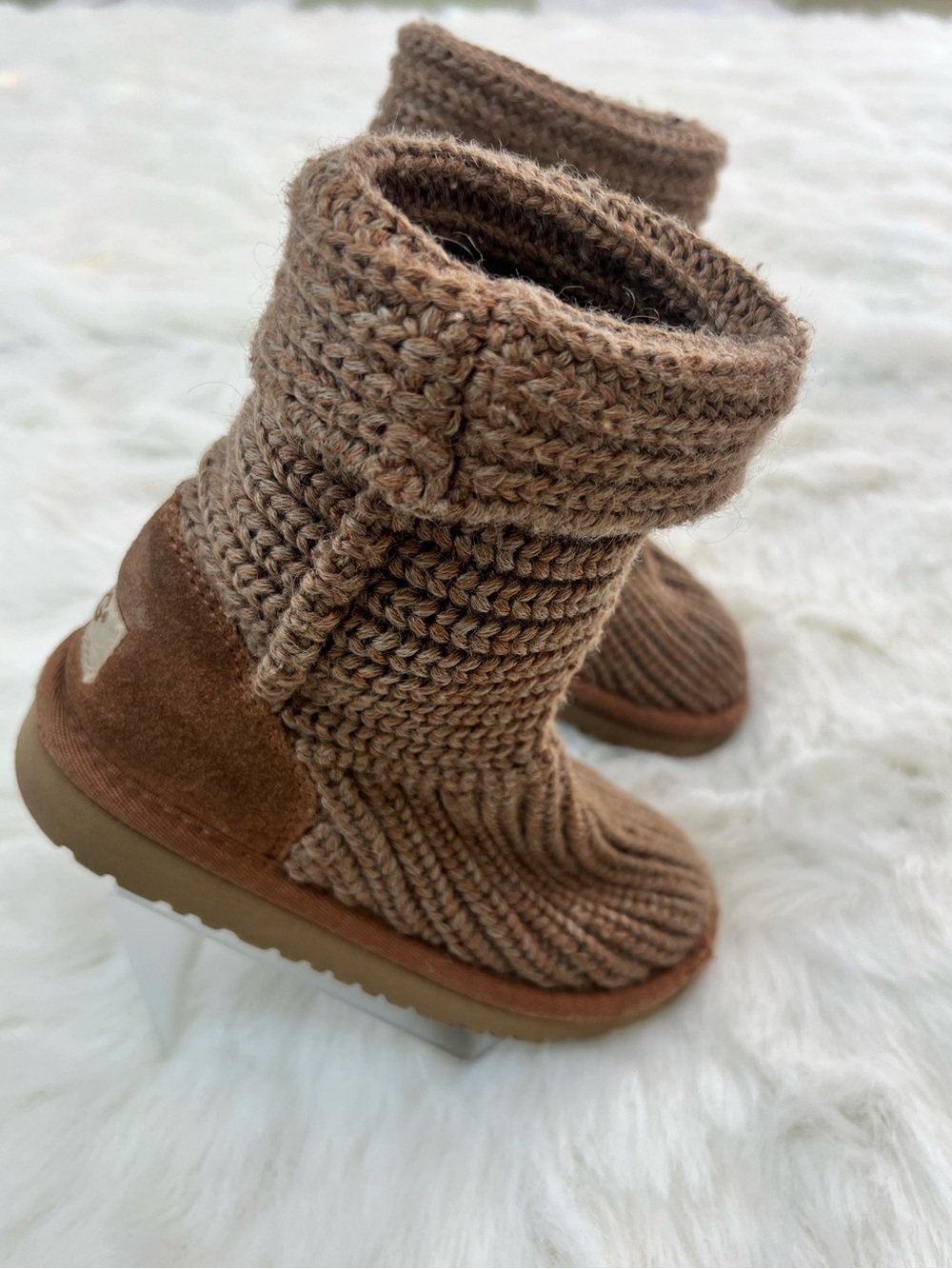 Kids Ugg Australia Brown Tan Knit Boots Girl Size9